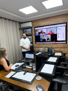 Bruno Cezar Cecchini, presidente da CNMI, lidera reunião estratégica sobre segurança jurídica na mineração no Brasil