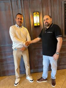 Bruno Cecchini durante cerimônia institucional de posse do novo Diretor de Economia da América do Norte, reforçando a atuação internacional do setor mineral brasileiro.